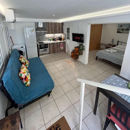 Skg Retreat Emerald - 5Min Walk From Seafront Tesalonika Bagian luar foto